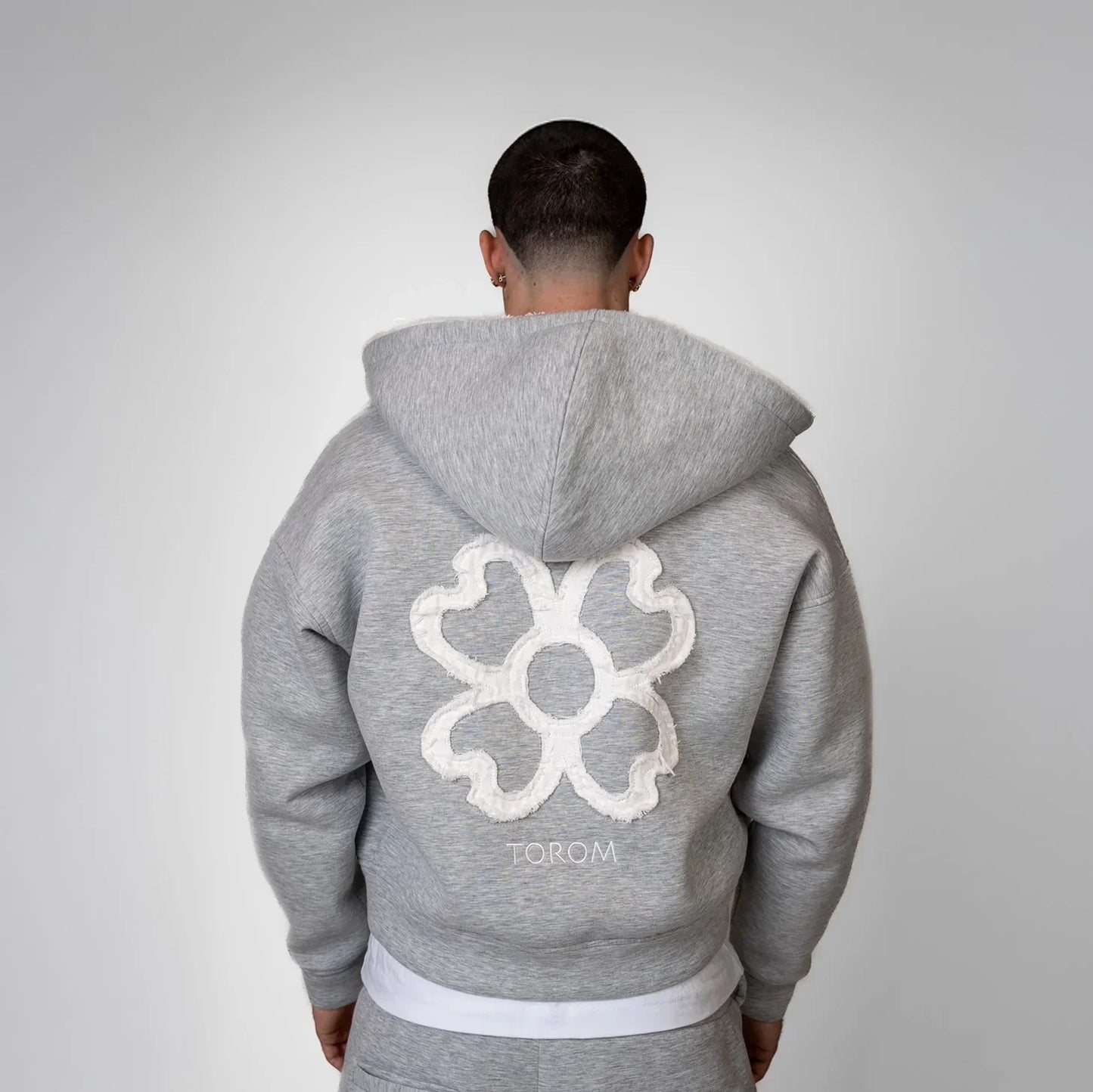 TOROM - GREY TRACKSUIT